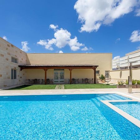 Готель Il Casale Normanno Сан-Віто-дей-Норманні Екстер'єр фото